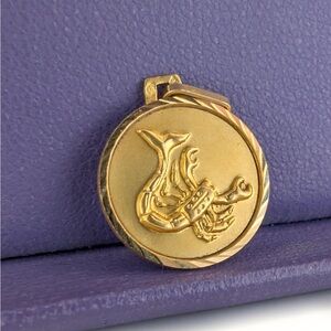 18k Gold Scorpio Zodiac Pendant